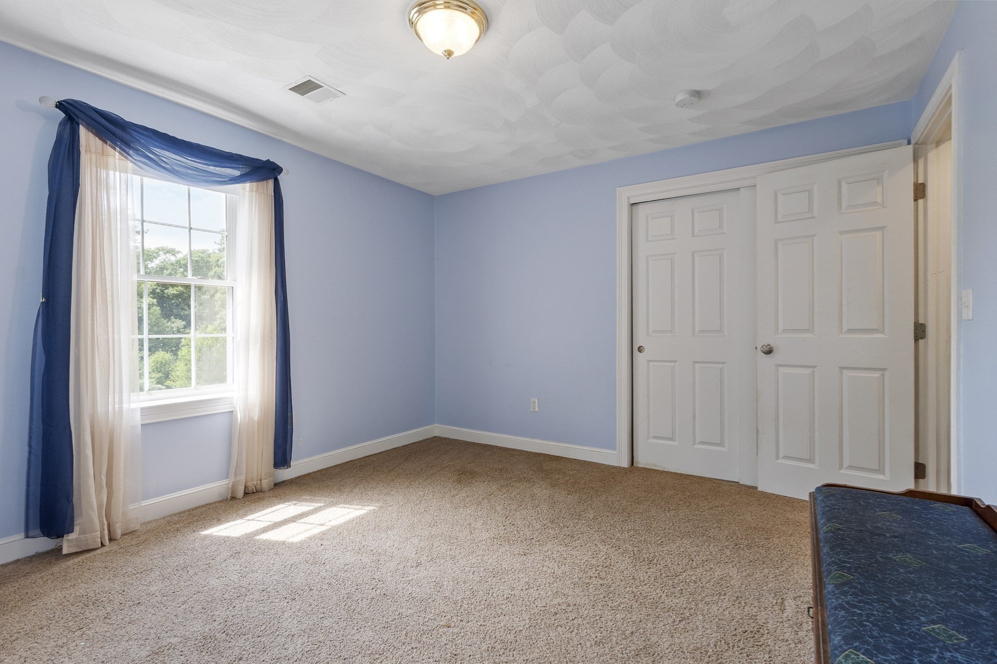 18 Lawrence St Property Photo 18