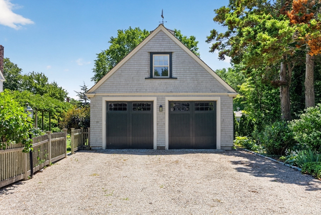 72 Water Street Property Photo 4