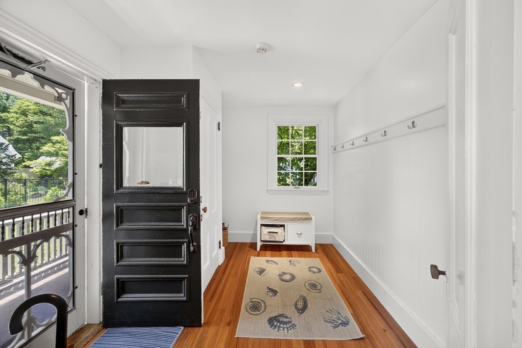 72 Water Street Property Photo 6