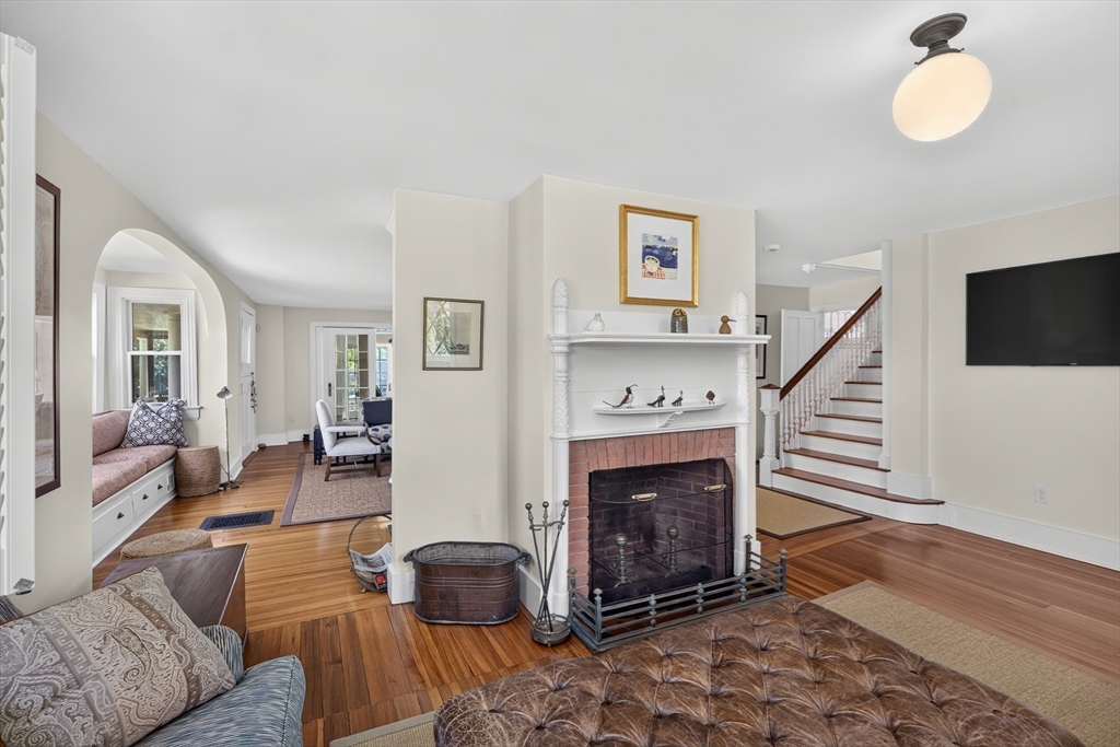 72 Water Street Property Photo 18
