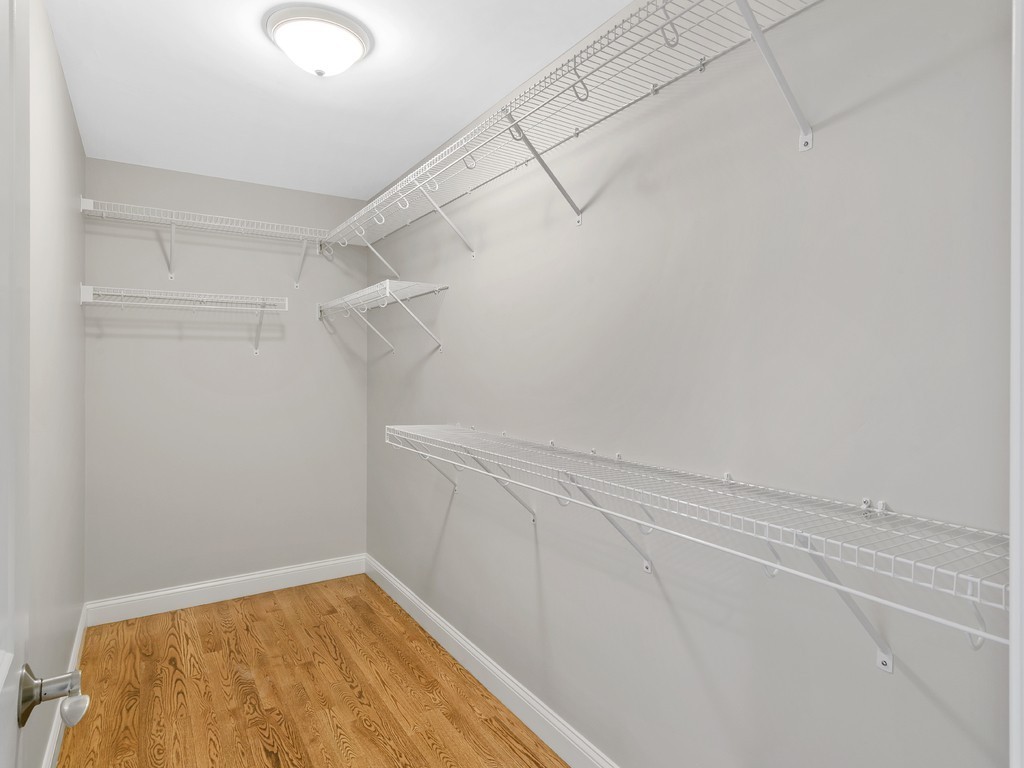38 Millmont St # 38 Property Photo 9