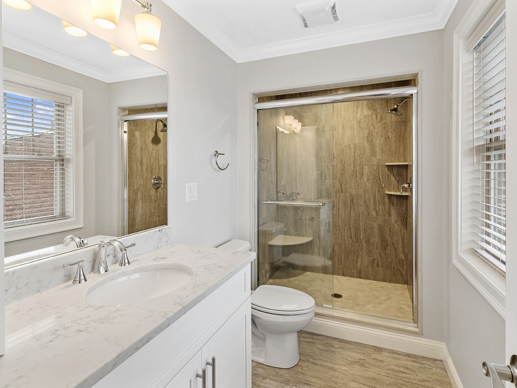 38 Millmont St # 38 Property Photo 10