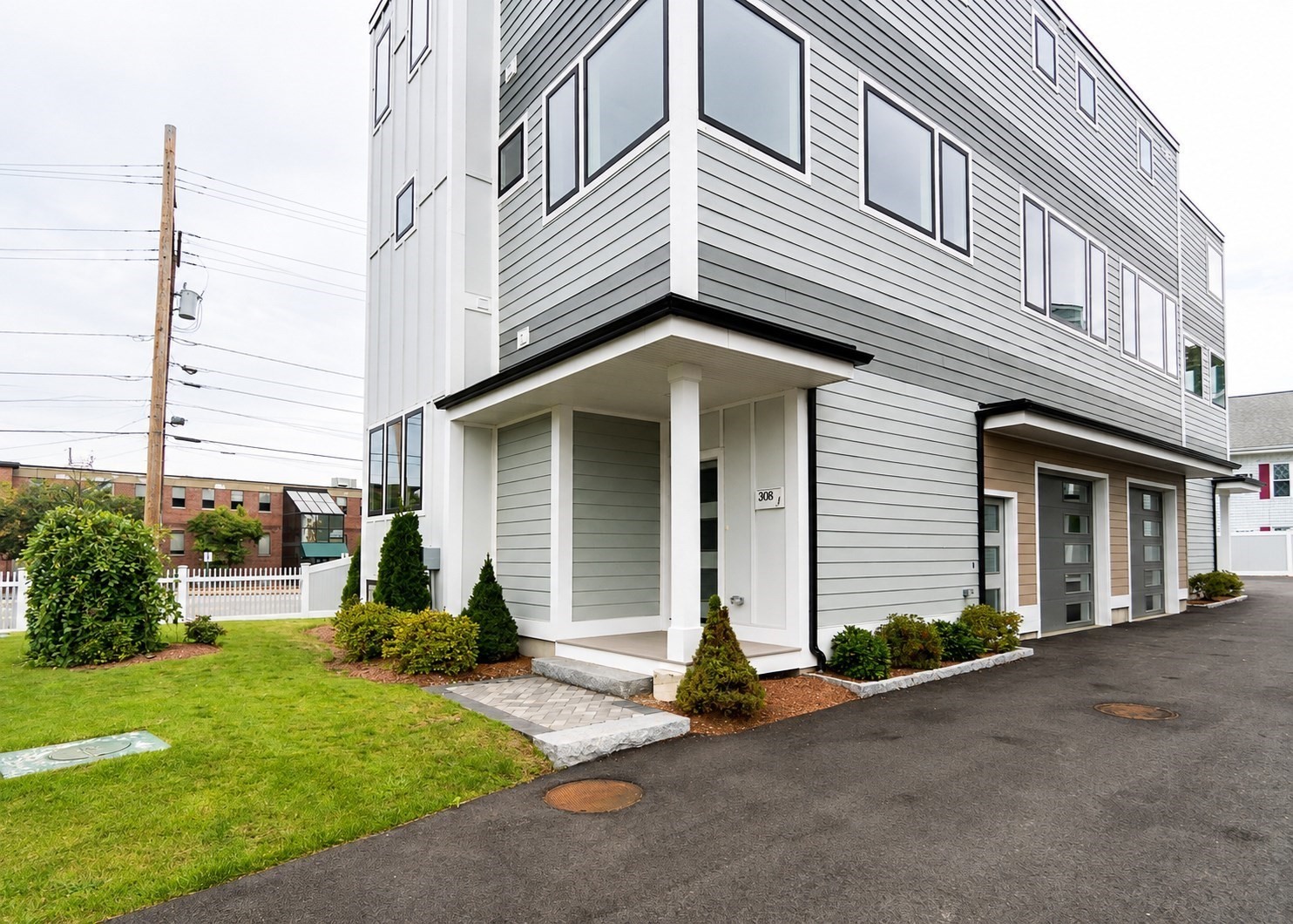 308 Newton Street # 1 Property Photo 2