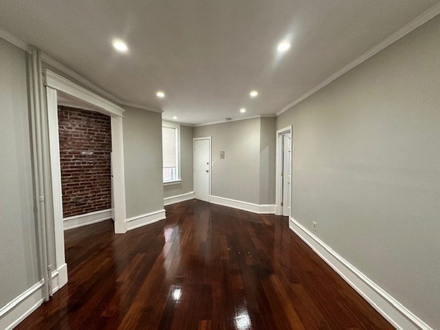 5 Breamore Rd # R Property Photo 6