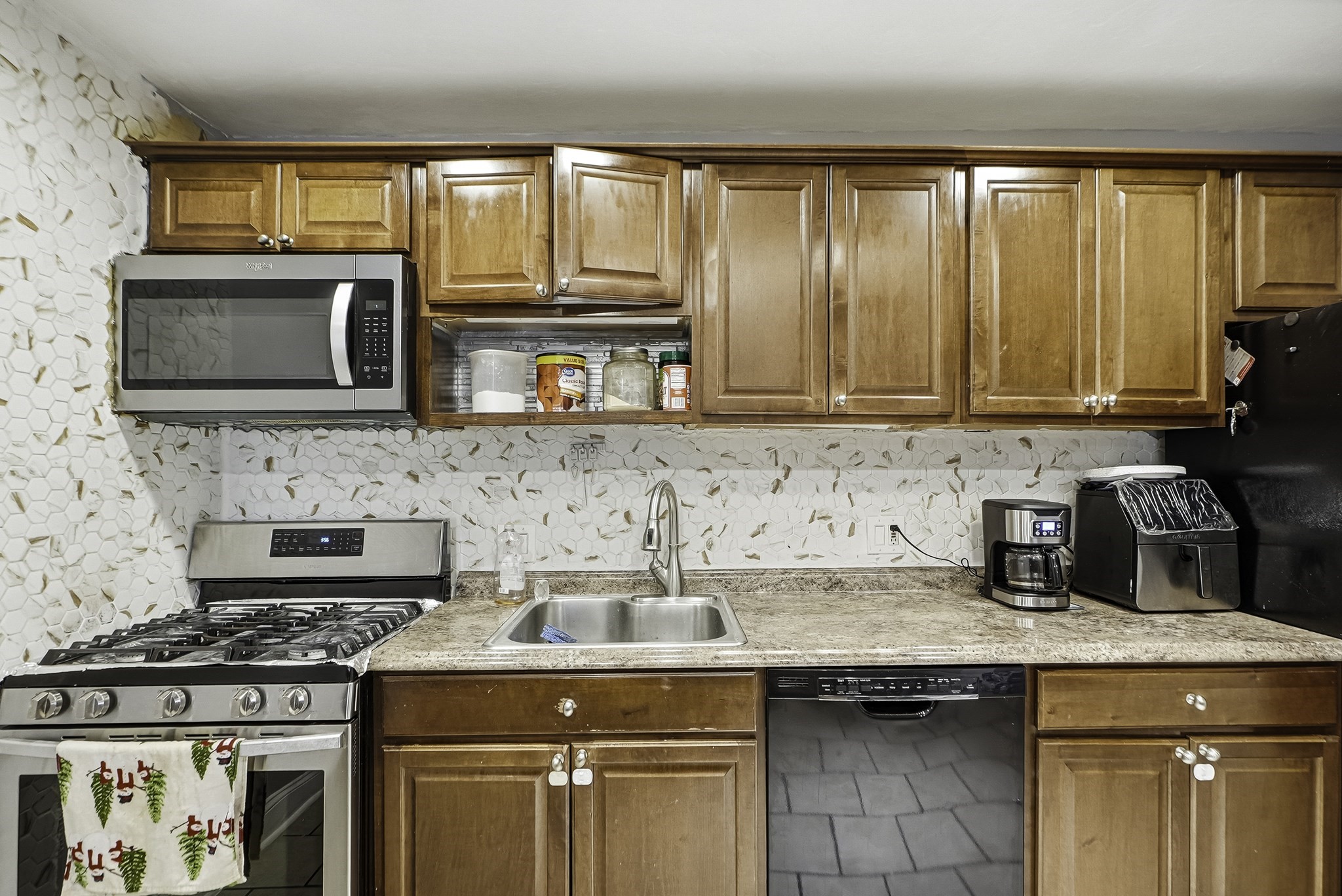 37 Hosmer St # 17 Property Photo 6
