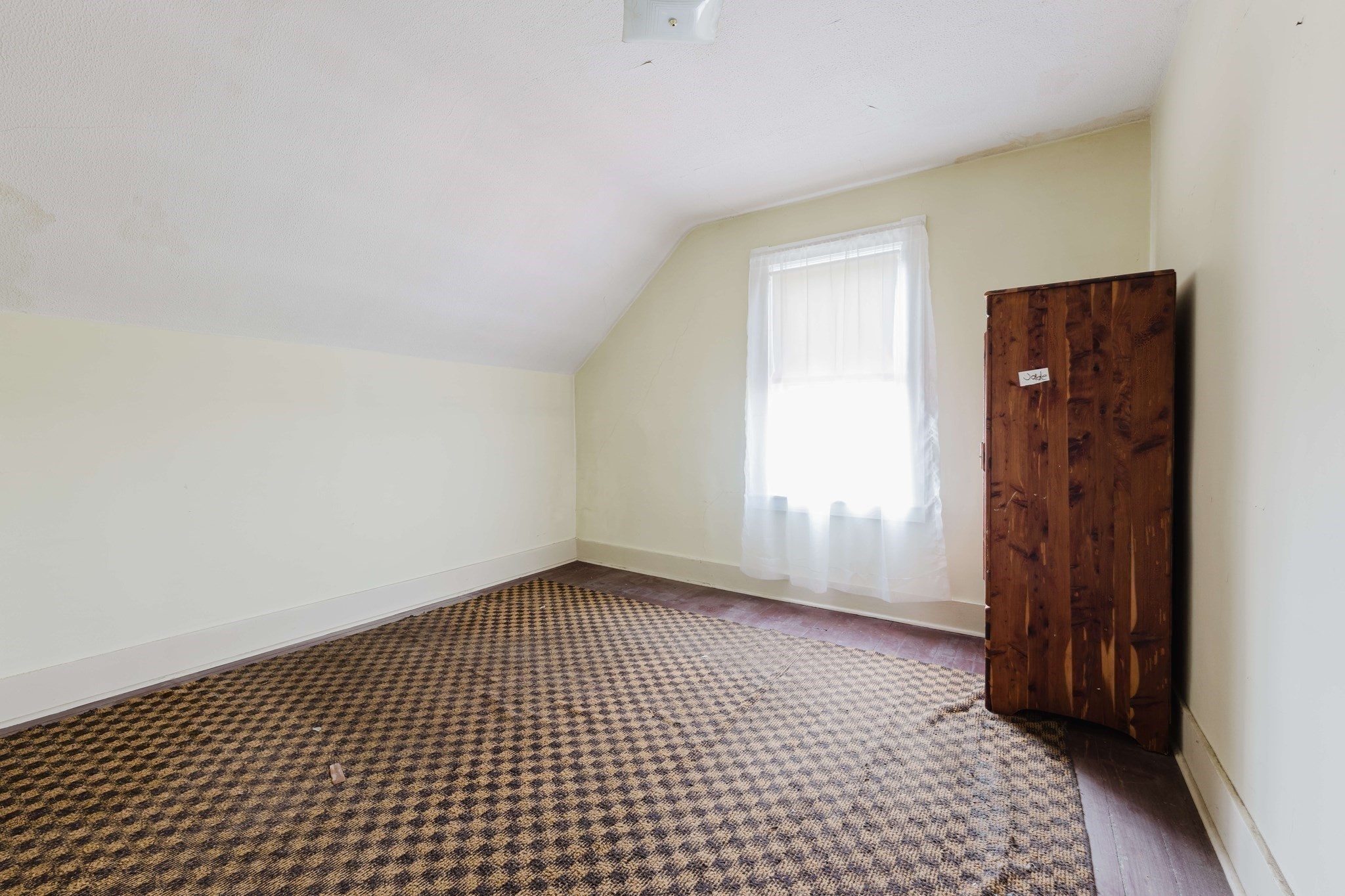 194 Coffin Ave Property Photo 17