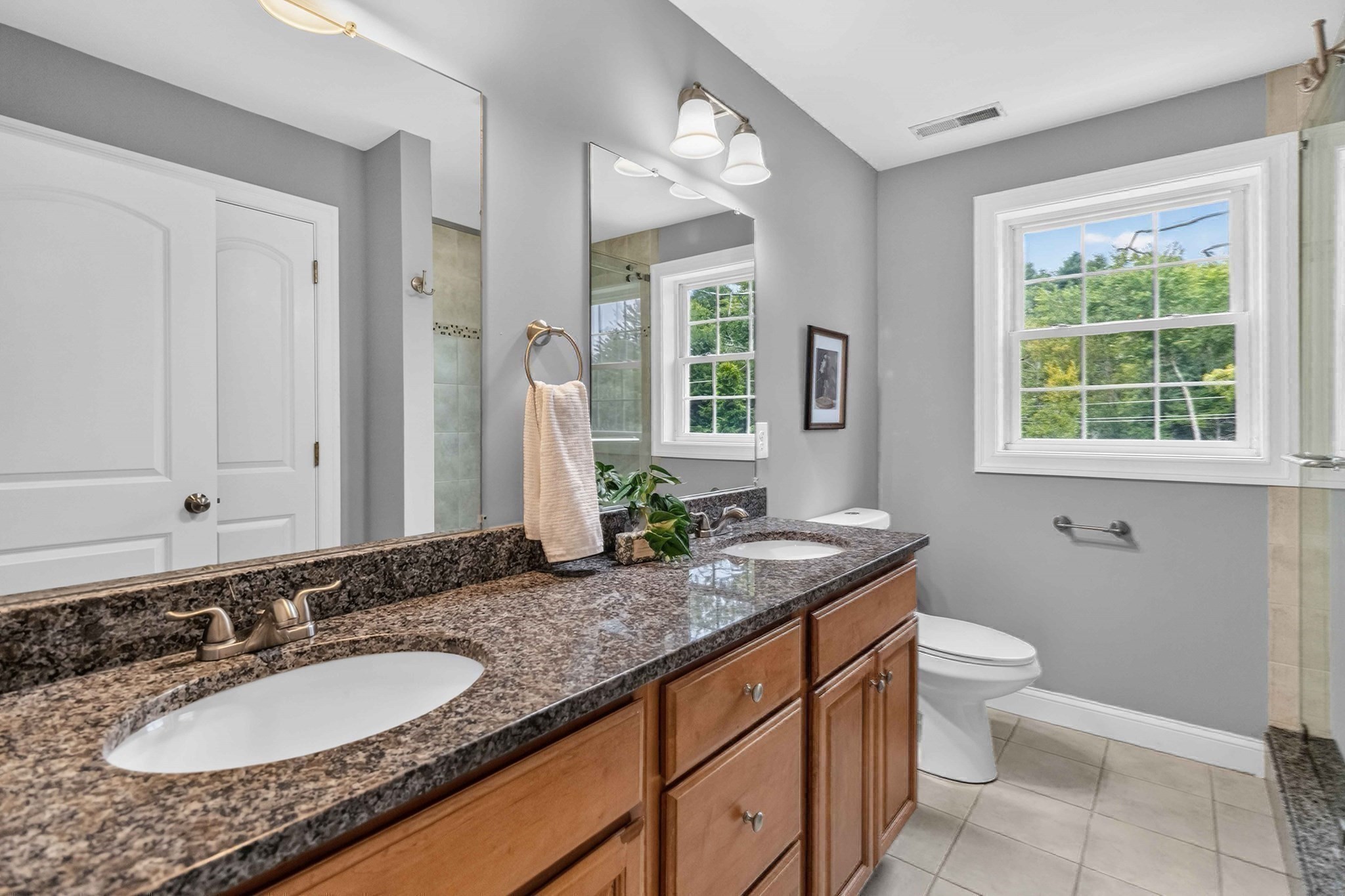1055 Salem Street Property Photo 26