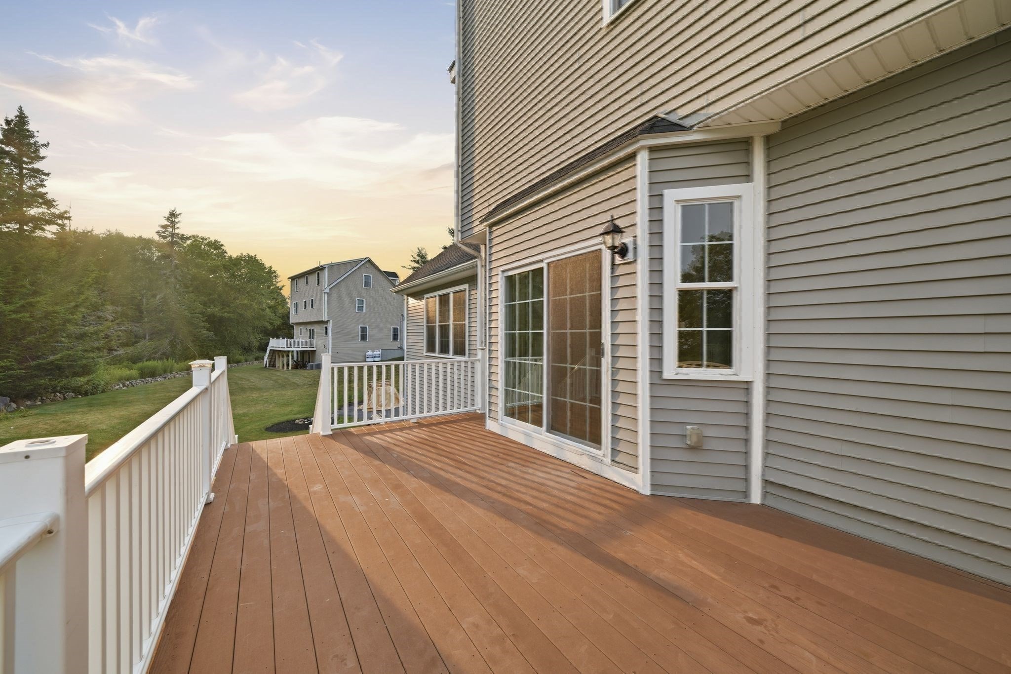 1055 Salem Street Property Photo 35