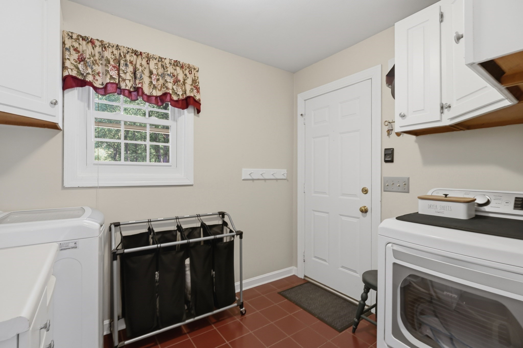 73 West Street Property Photo 16