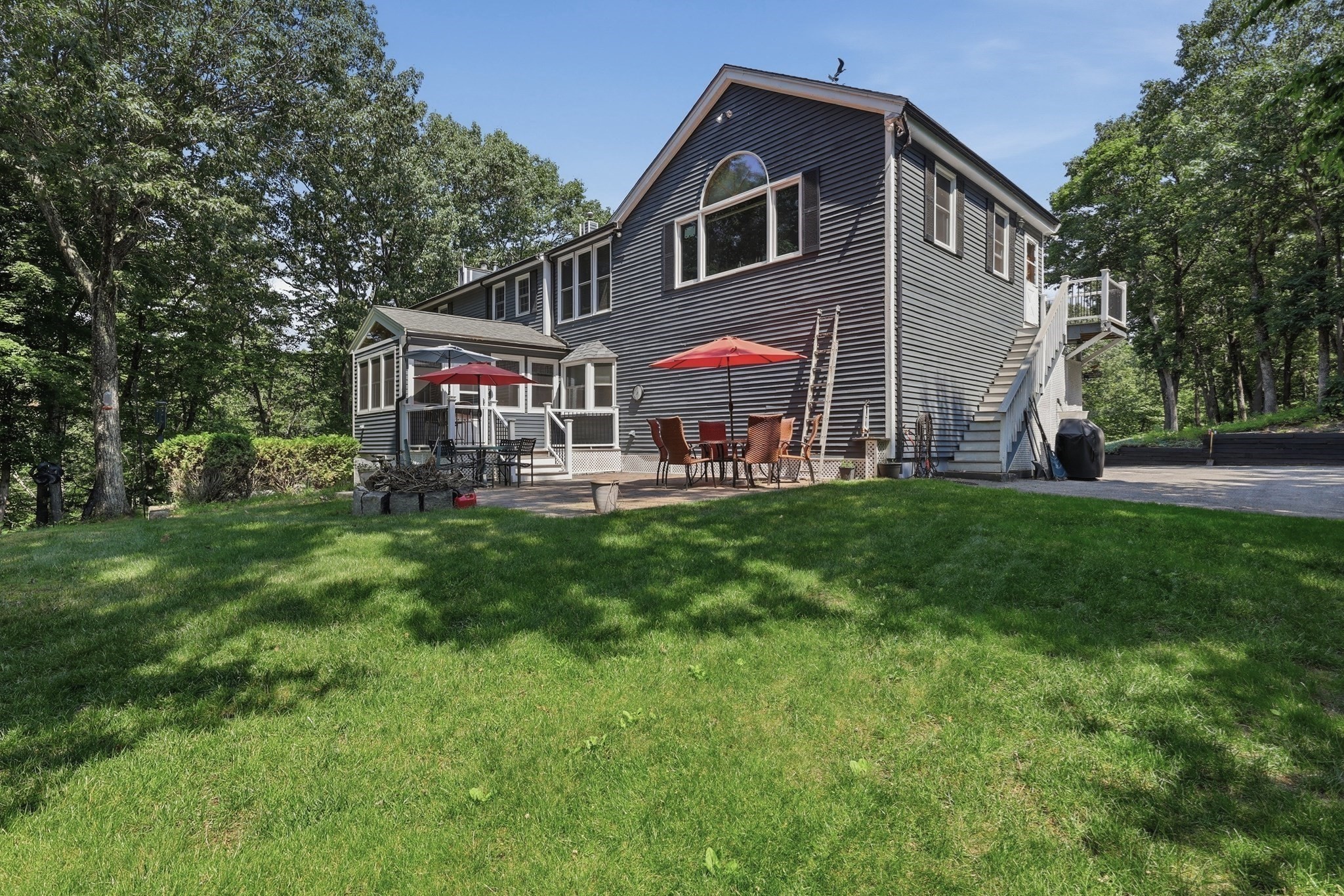 73 West Street Property Photo 40