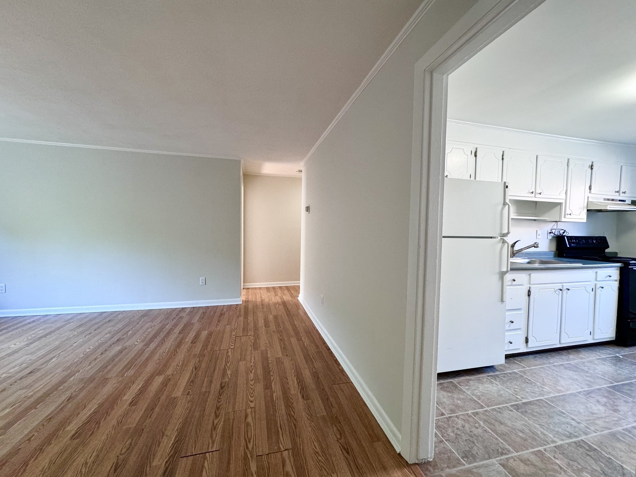 52 Bryon # 3 Property Photo 5