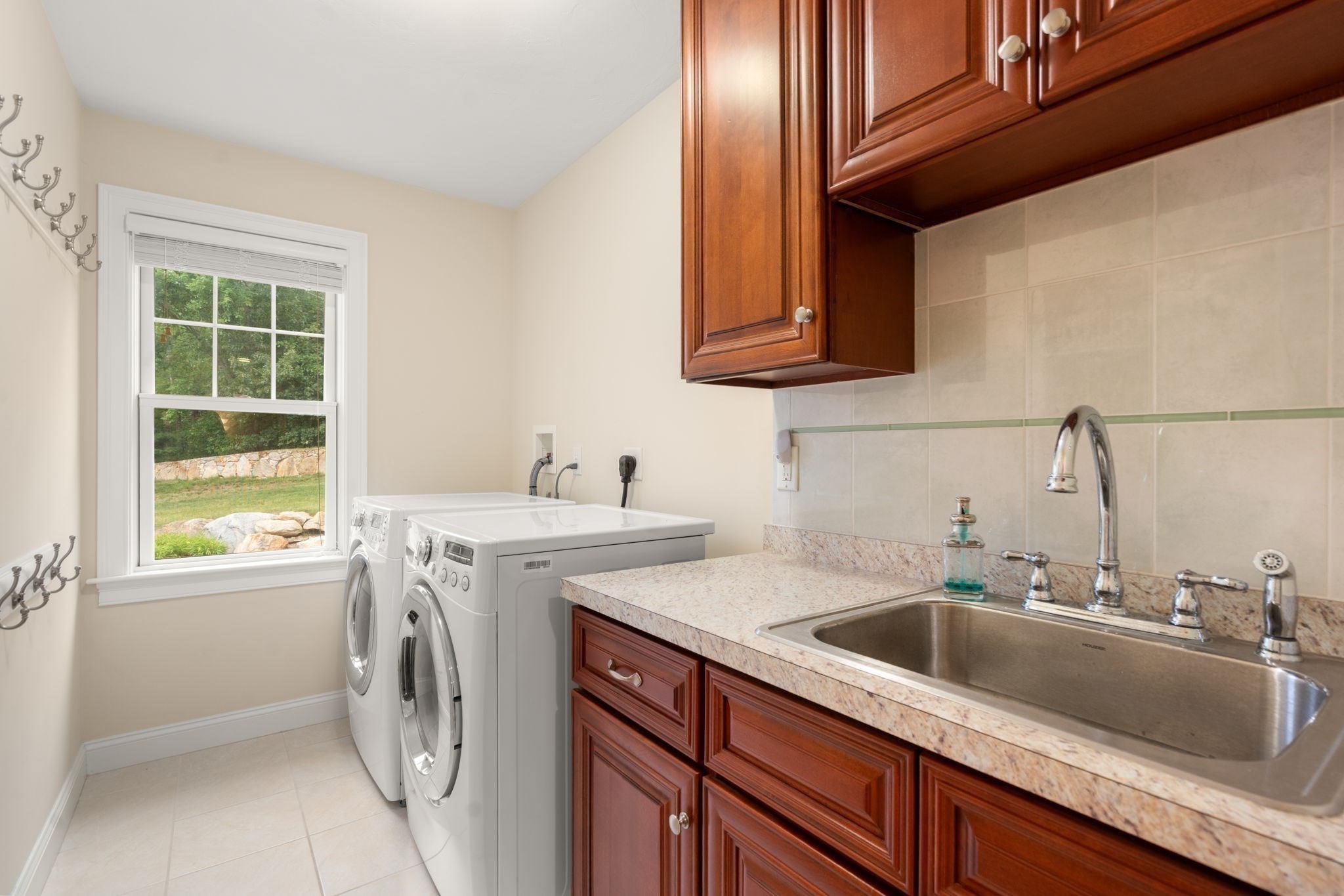3 Mcgill Ct # 3 Property Photo 14
