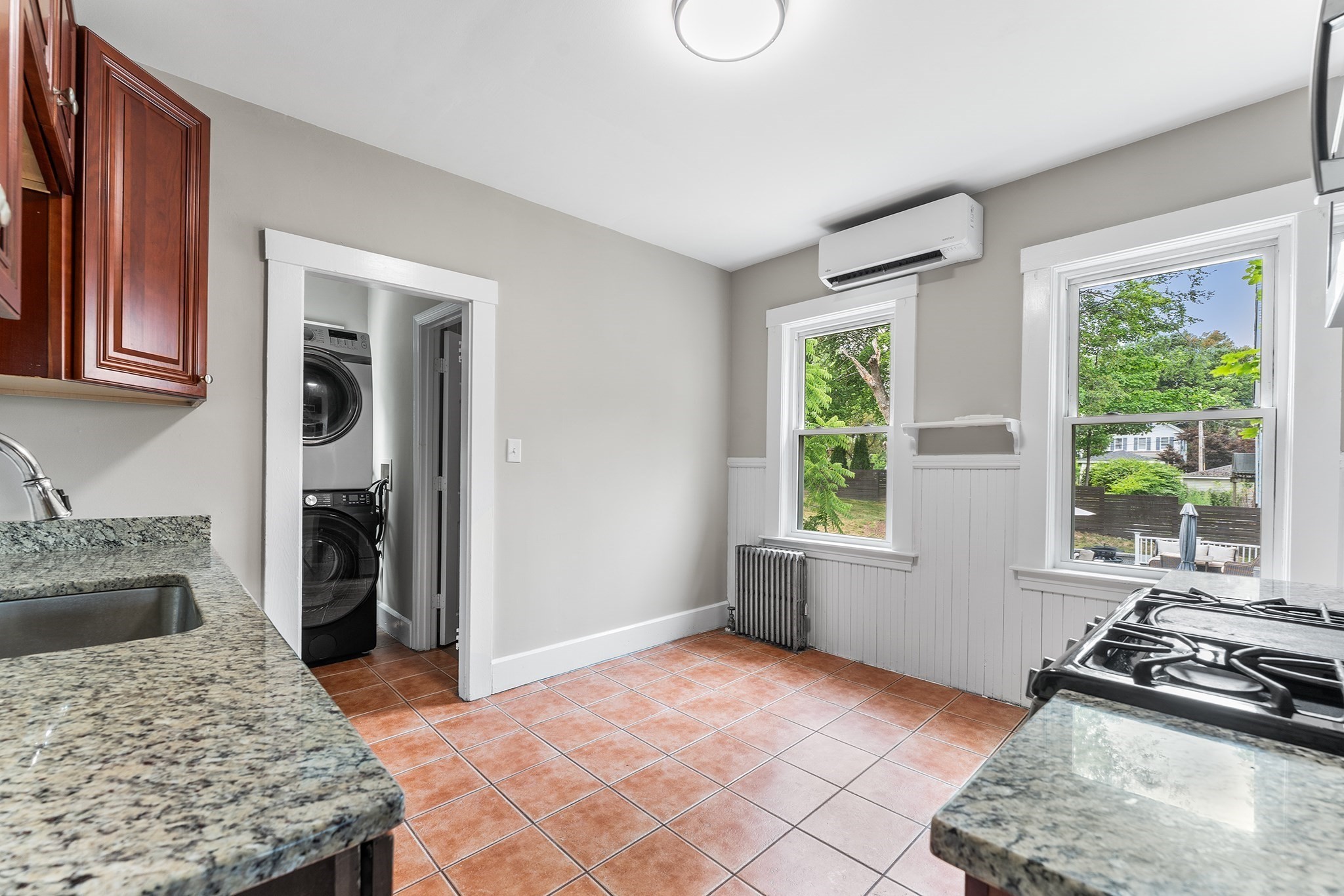 39 Orchard St Property Photo 23