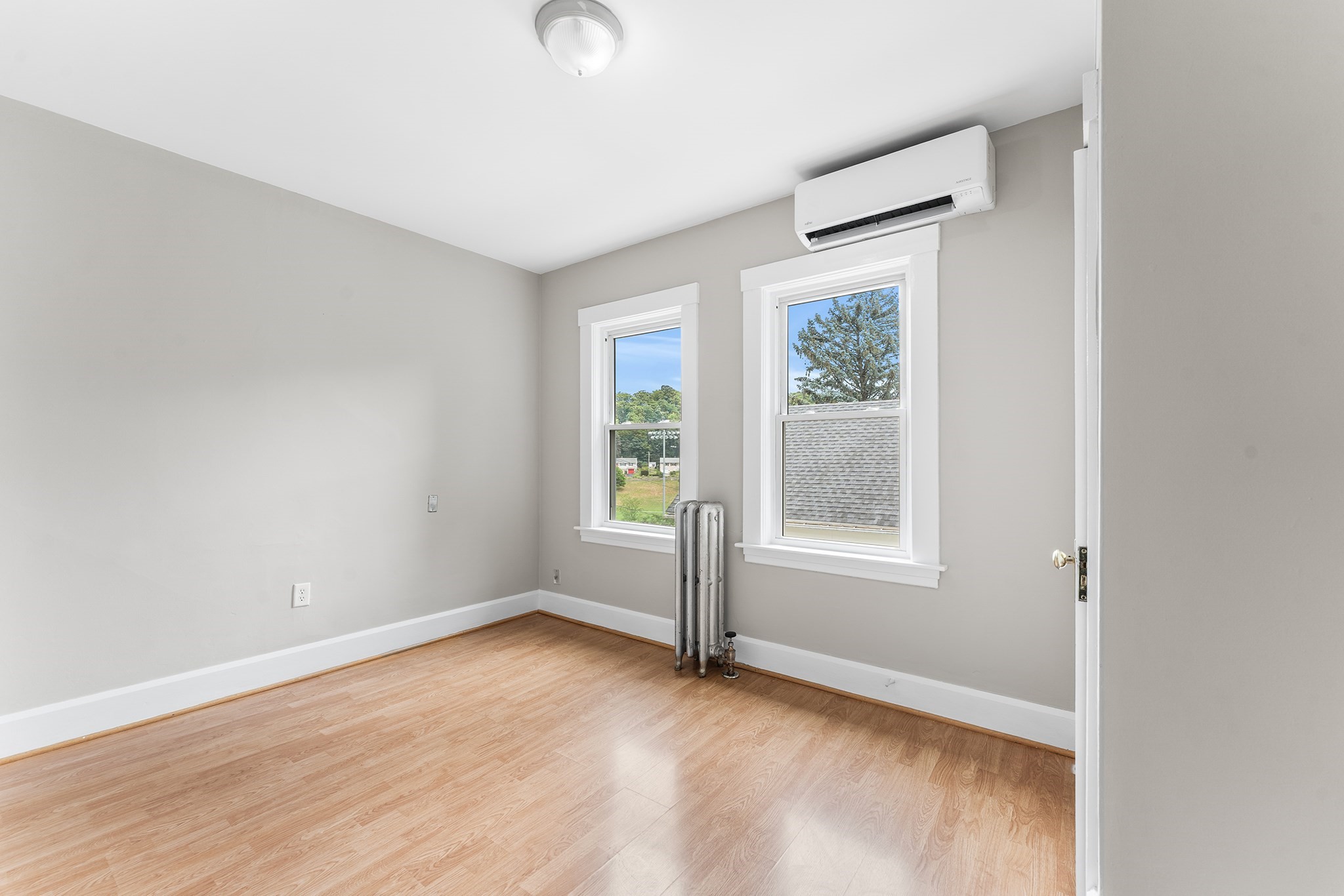 39 Orchard St Property Photo 27