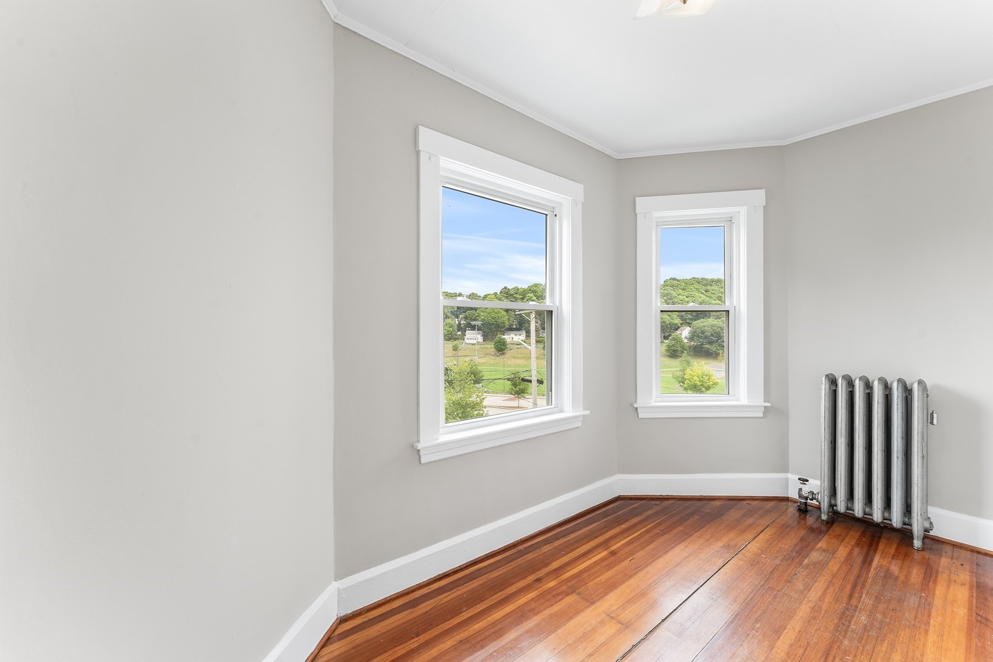 39 Orchard St Property Photo 29