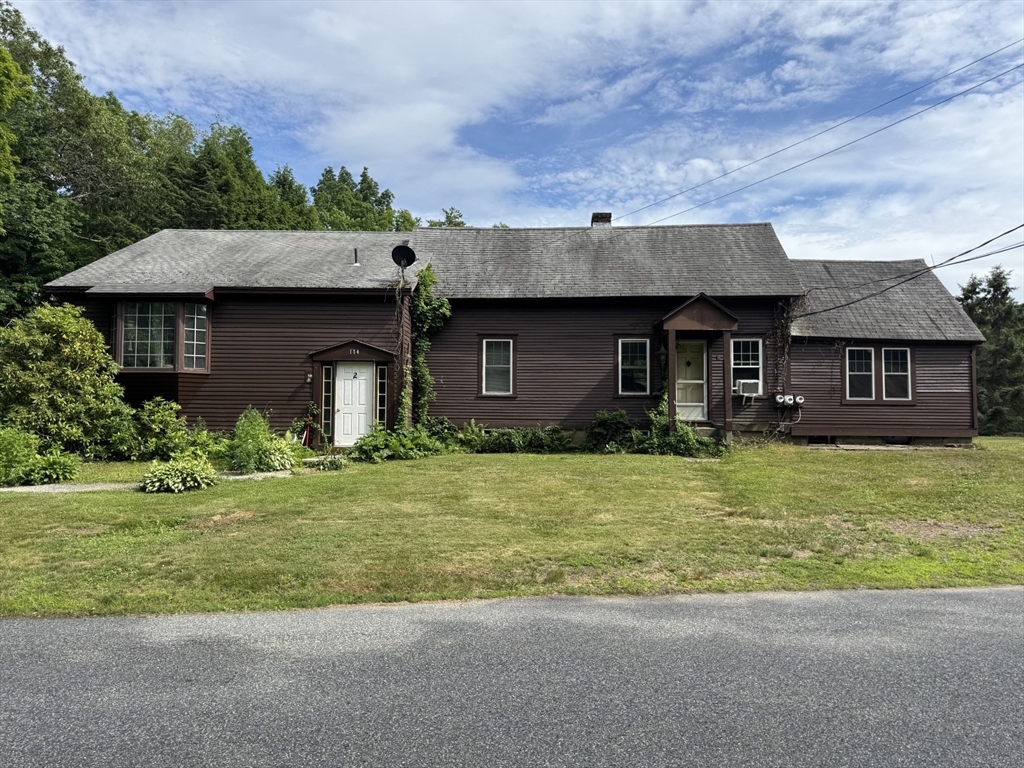 114 Parmenter Rd Property Photo 1