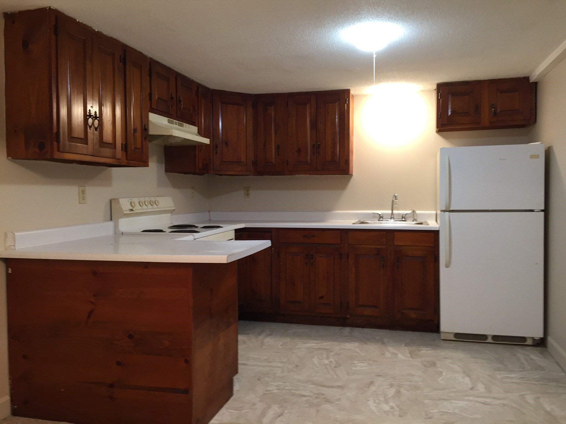 114 Parmenter Rd Property Photo 8