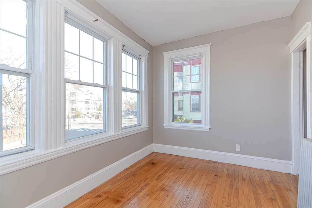 624 Norfolk Street Property Photo 28