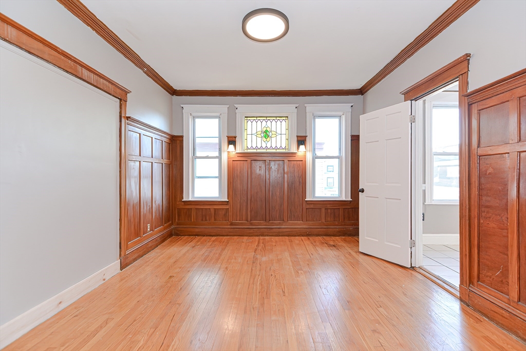 624 Norfolk Street Property Photo 32