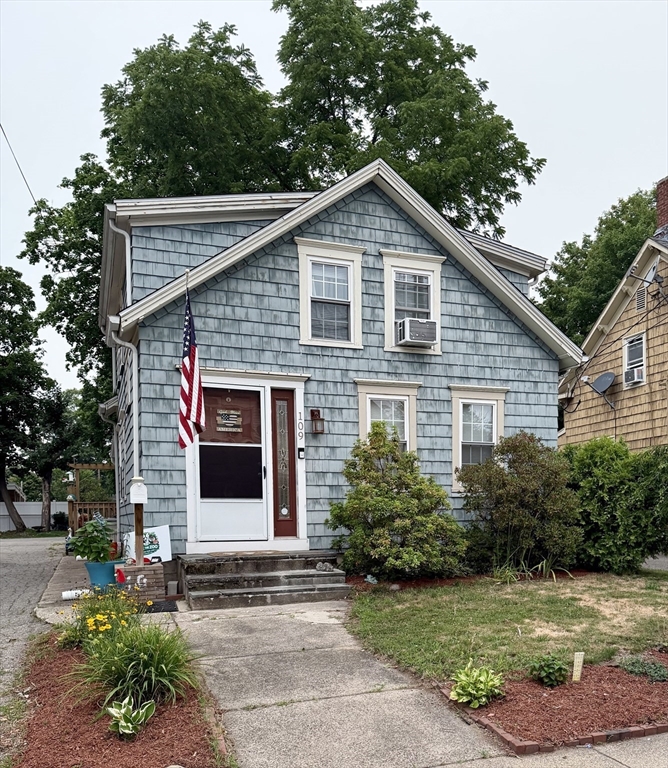 109 Union St Property Photo 1