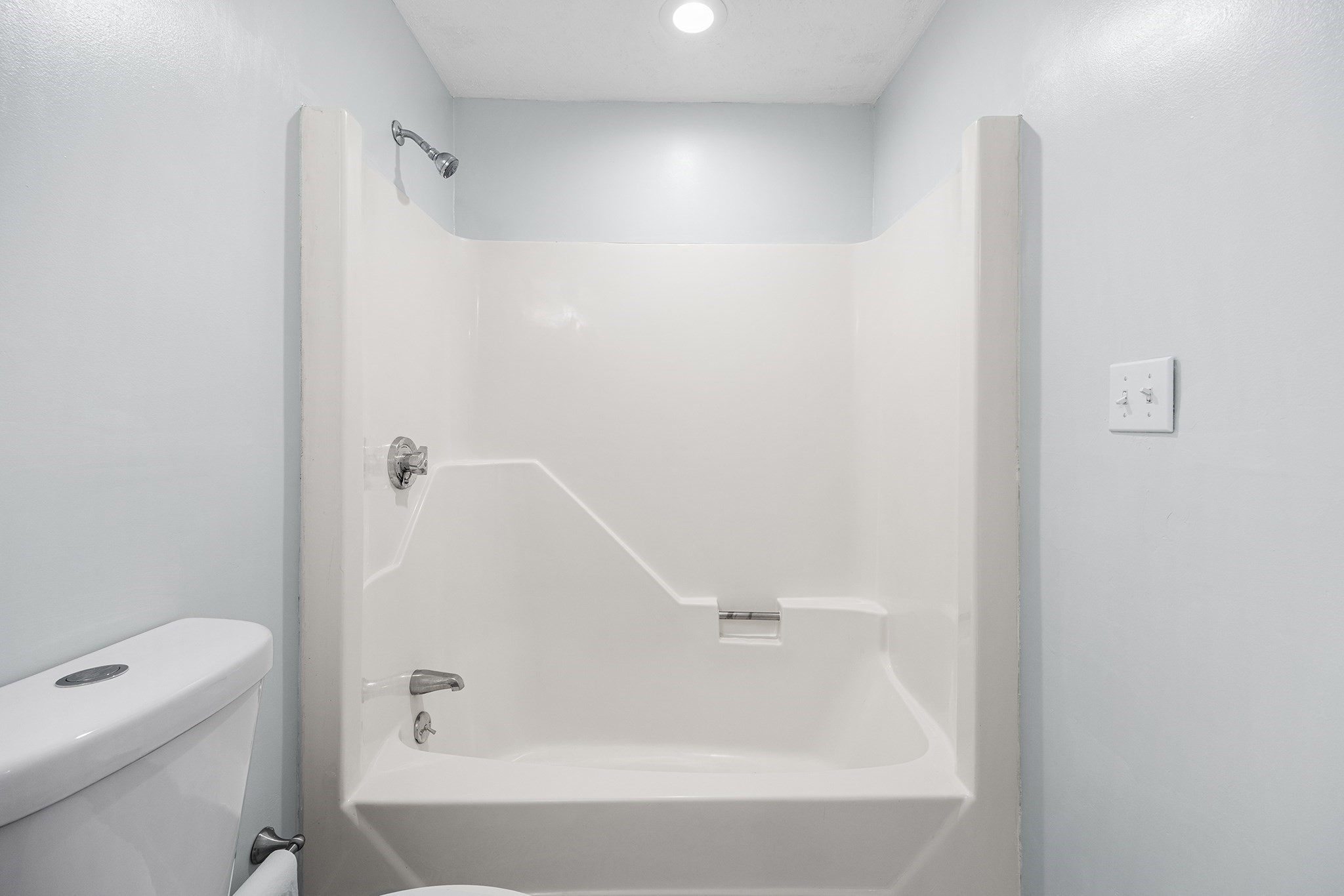 28 Margin St # A Property Photo 20