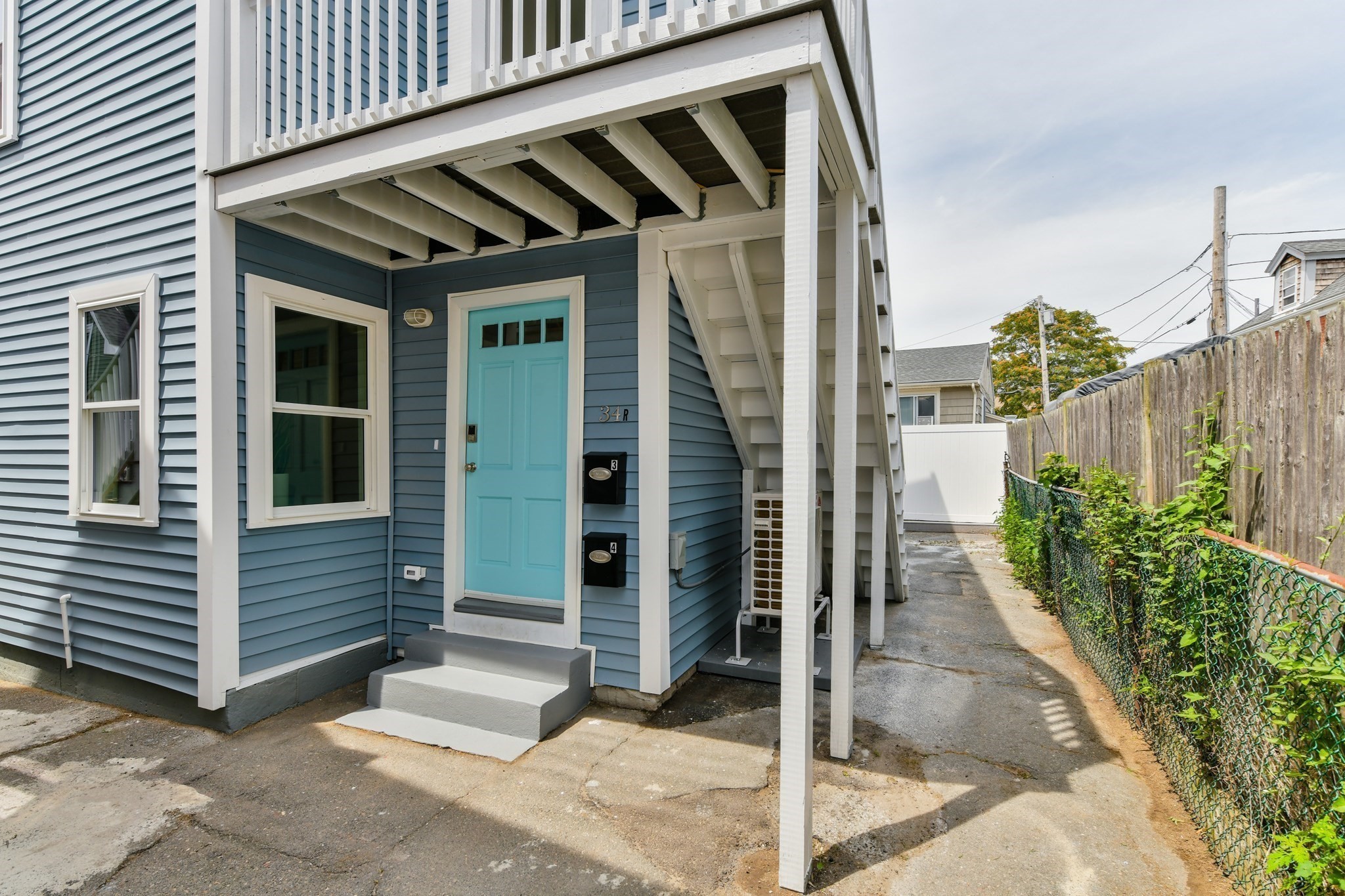 34r Underhill St # 3 Property Photo 16