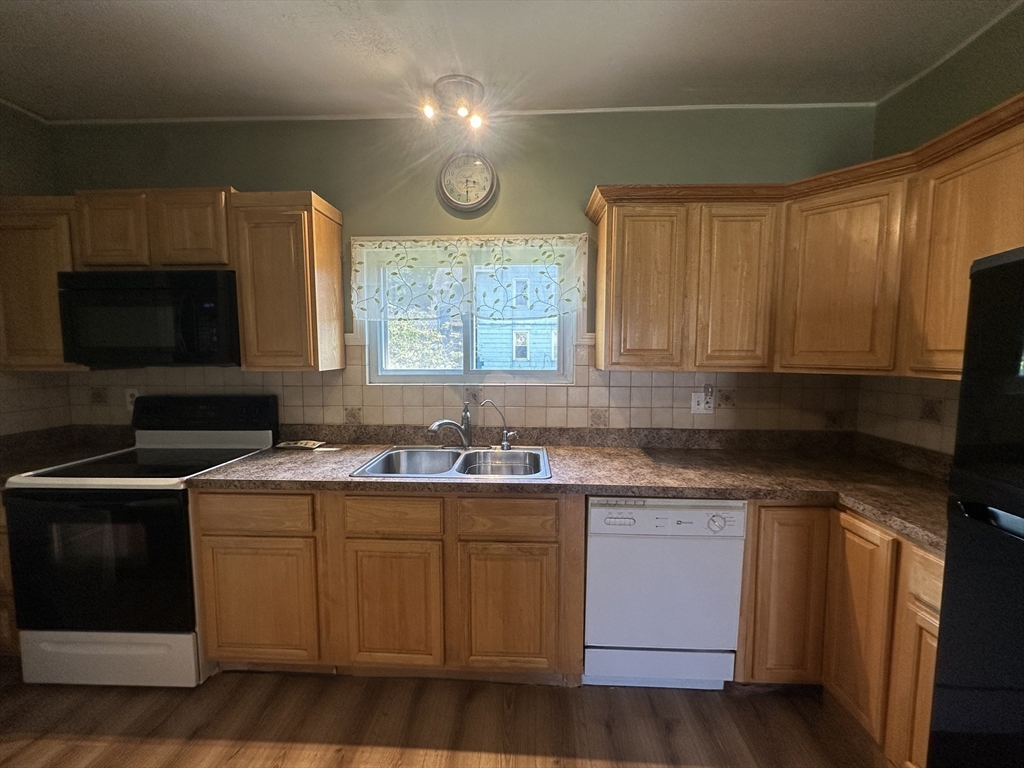 79 Academy Property Photo 6