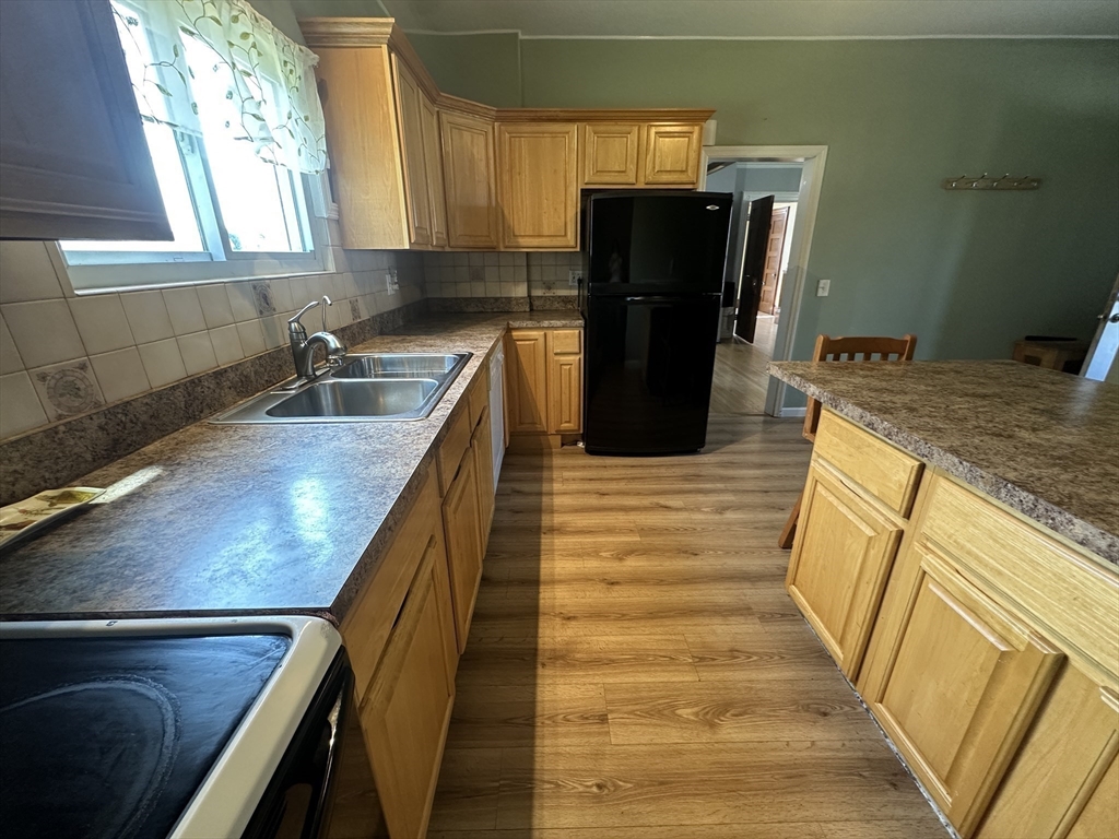 79 Academy Property Photo 8