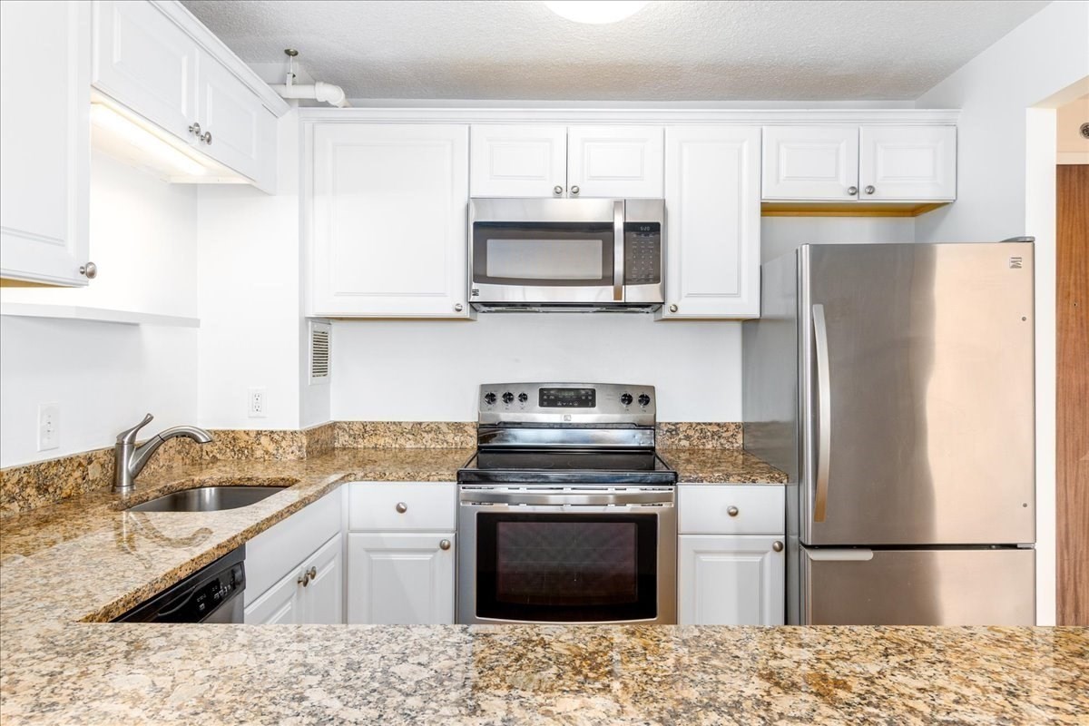 872 Massachusetts Ave # 807 Property Photo 2
