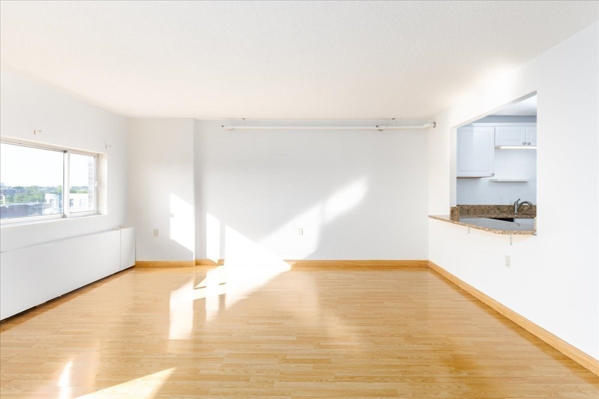 872 Massachusetts Ave # 807 Property Photo 7