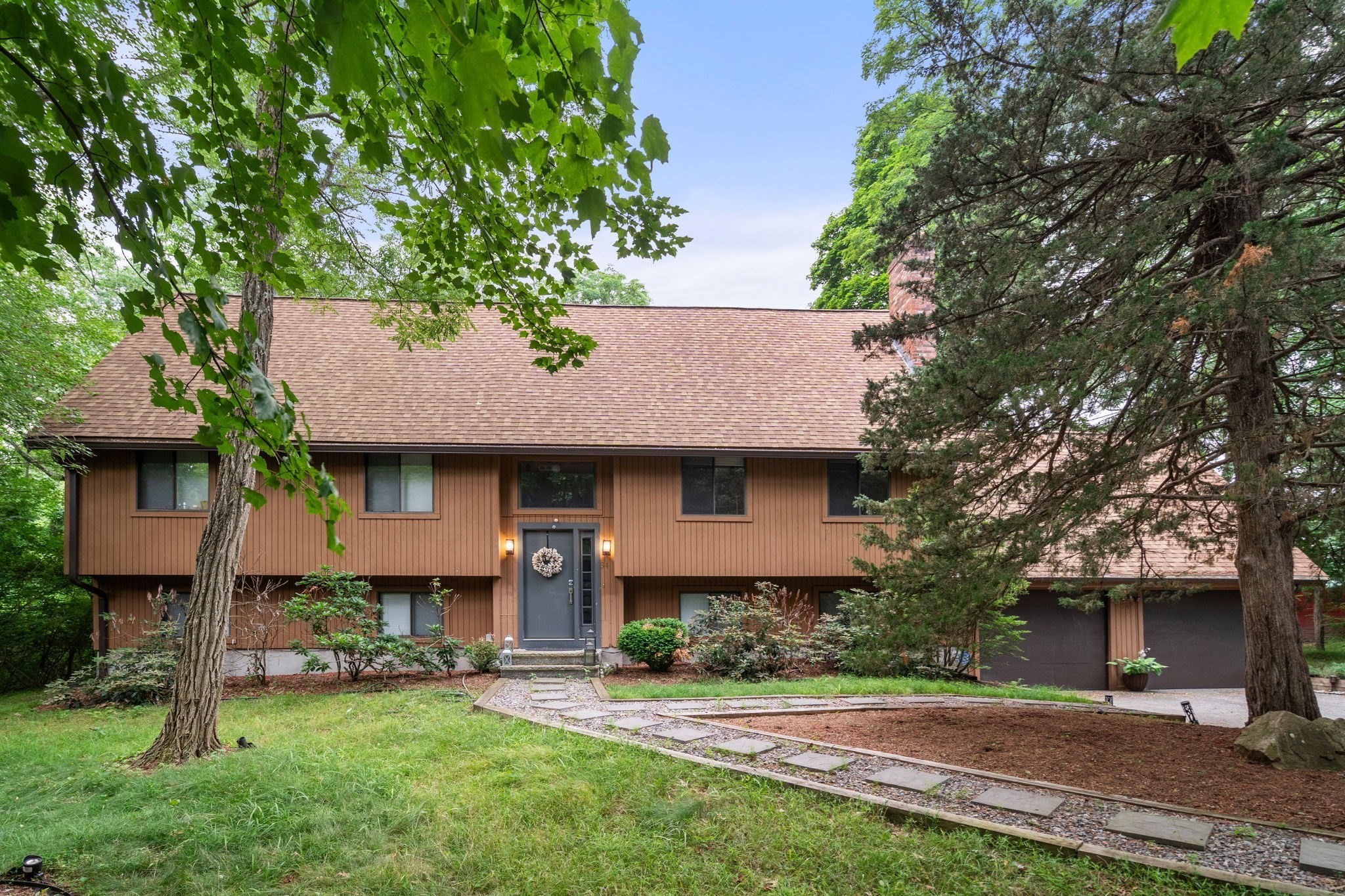 34 Parker Rd Property Photo 1