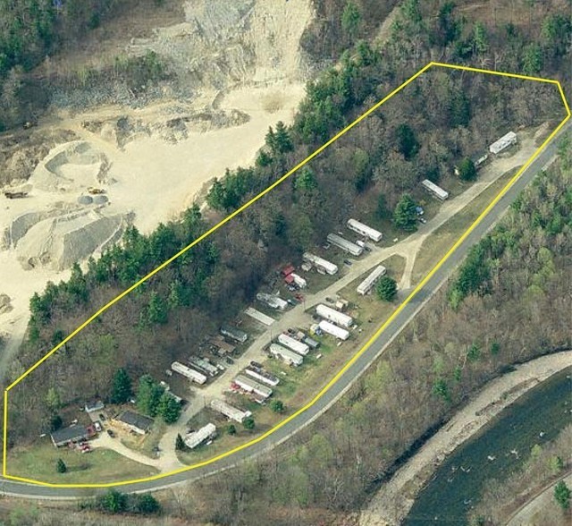 280 Zoar Rd Property Photo 1