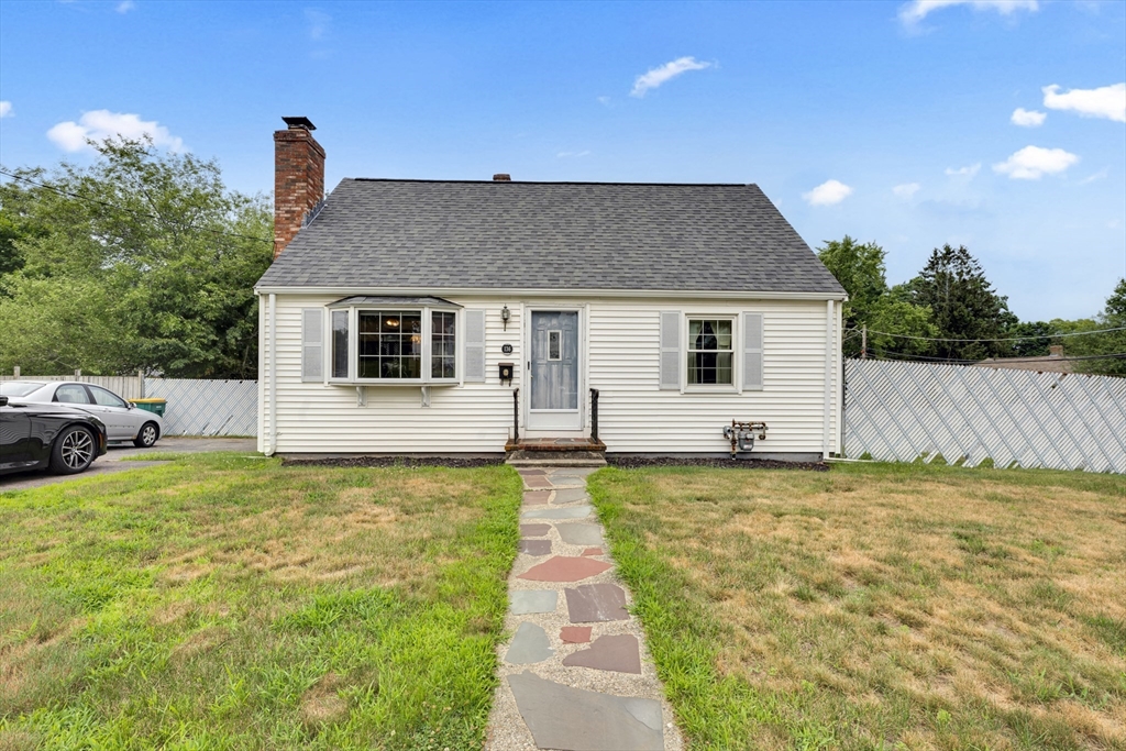 136 Washington St Property Photo 22