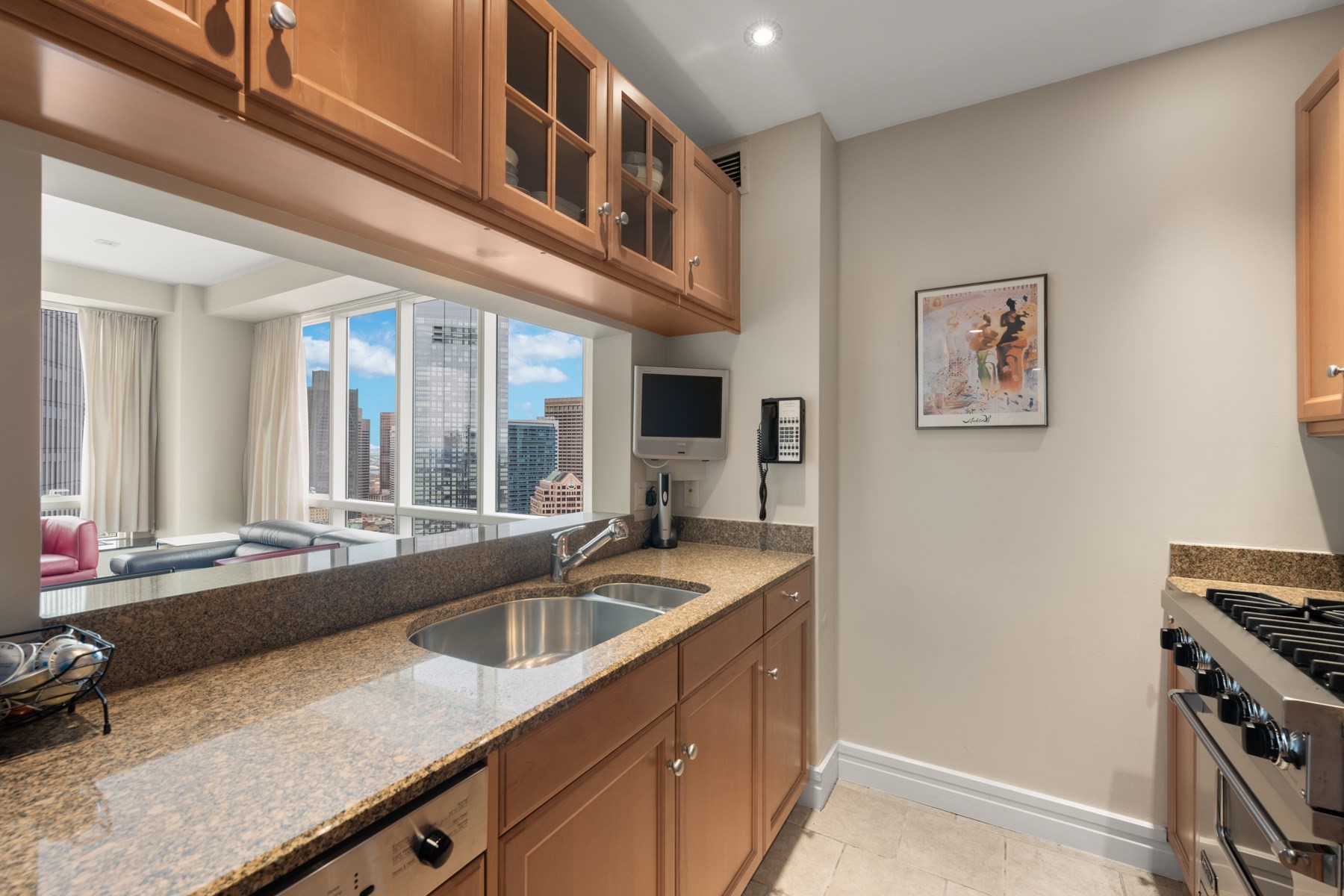 2 Avery St # 35g Property Photo 8