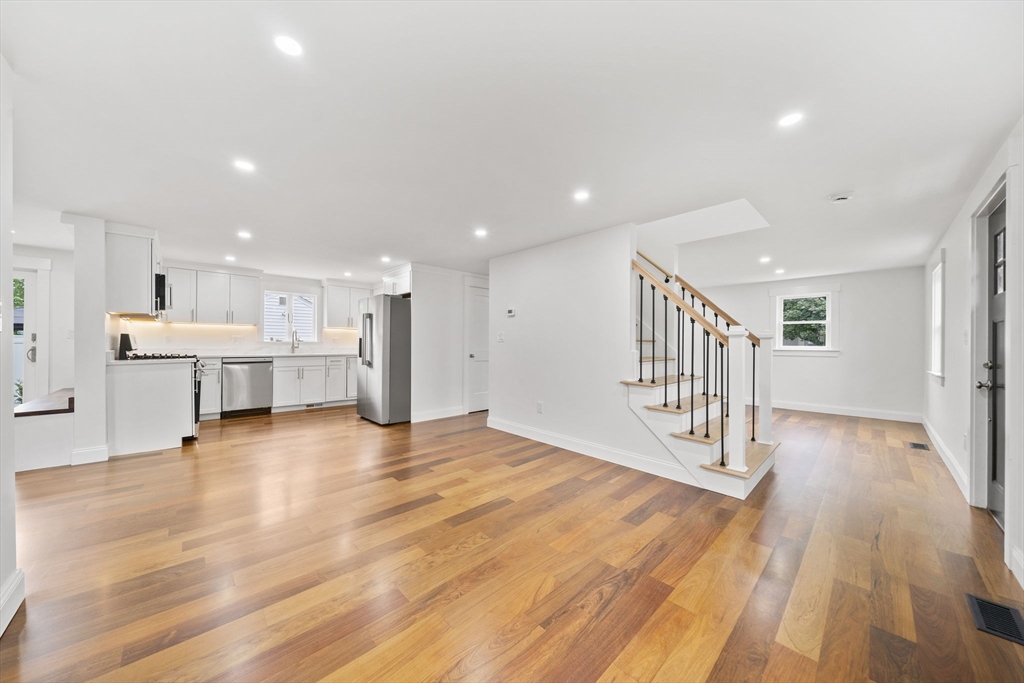 485 Ralph Talbot St Property Photo 10