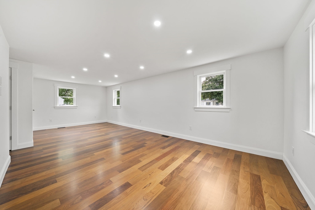 485 Ralph Talbot St Property Photo 11