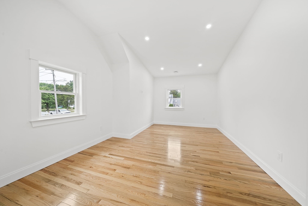 485 Ralph Talbot St Property Photo 18