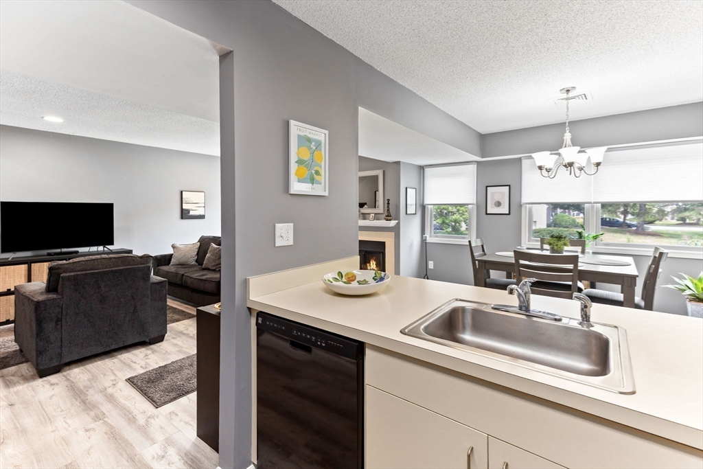 8 Teal Cir # 8 Property Photo 10
