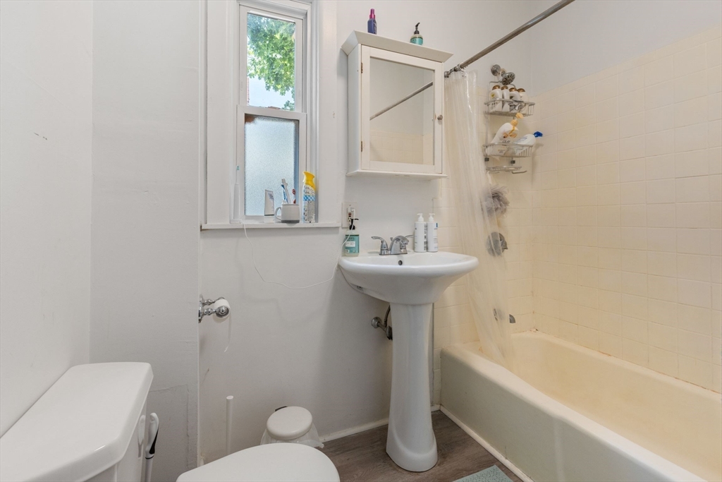 258-260 Cypress Property Photo 23