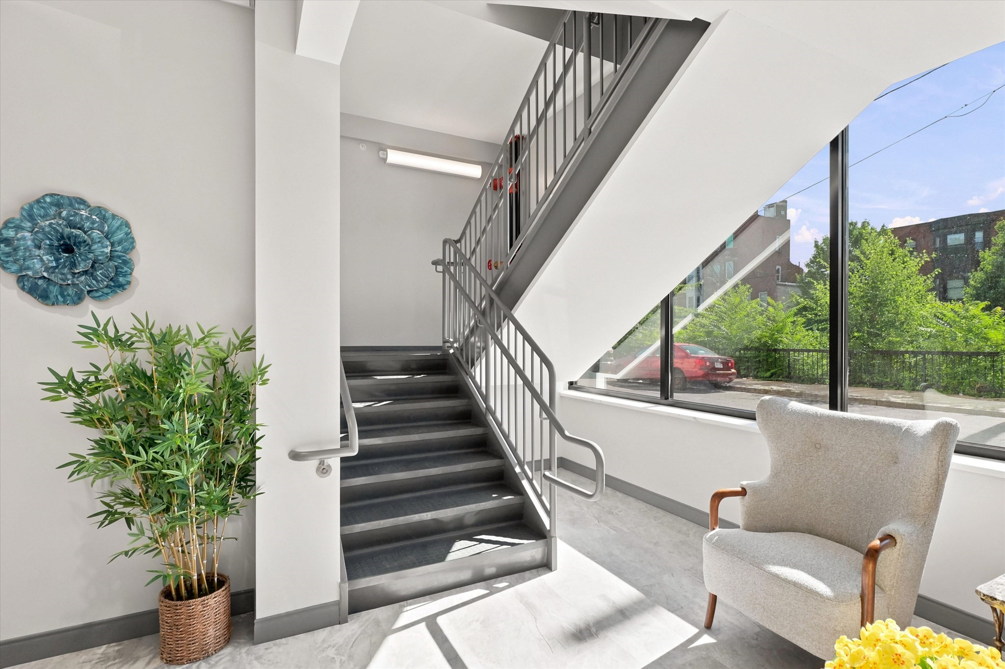408 Suffolk St # 0 Property Photo 5