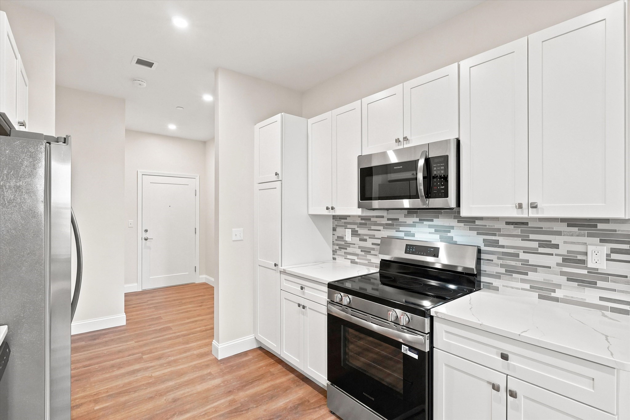 408 Suffolk St # 0 Property Photo 17