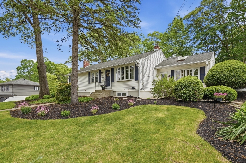 35 Alpine St