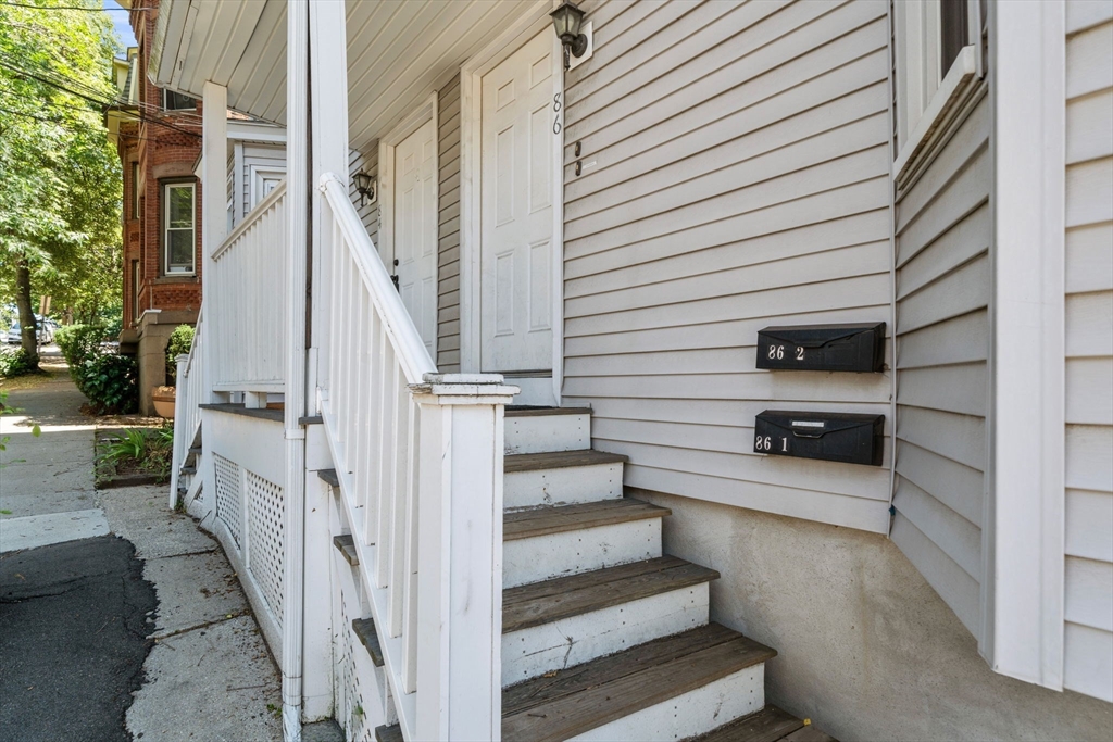 86 Mount Vernon St # 2 Property Photo 23