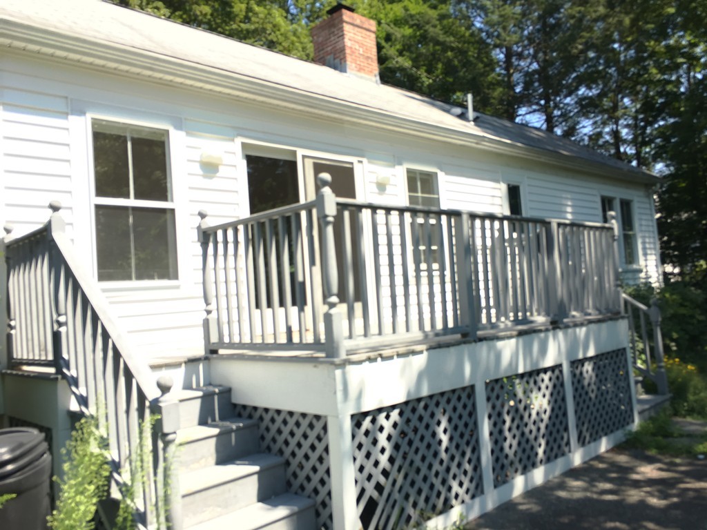 16 Hill St Property Photo 1