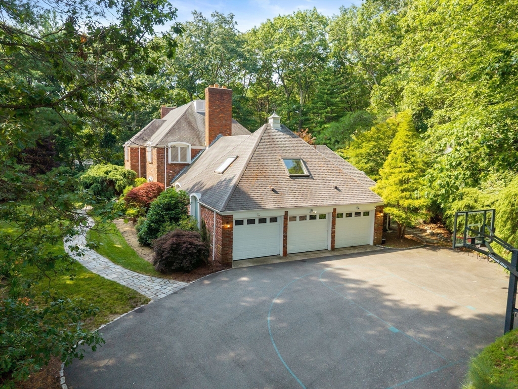 11 Fox Run Rd Property Photo 3
