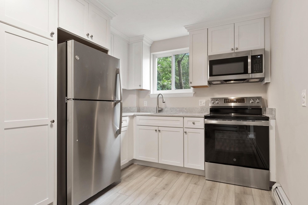 6 Norumbega Terrace # 8 Property Photo 5