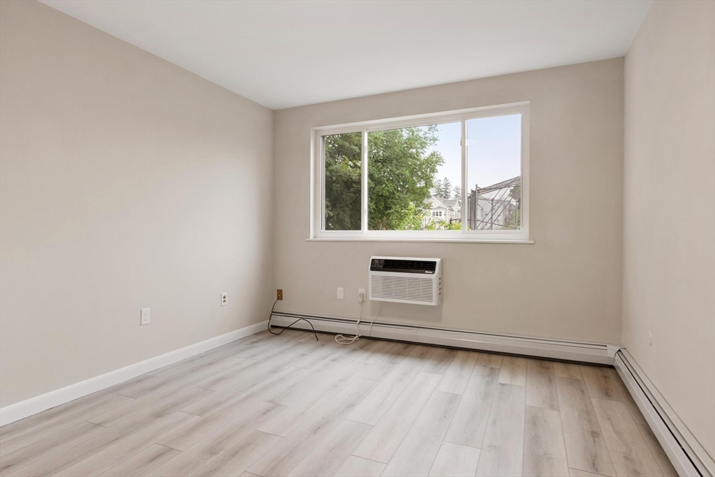 6 Norumbega Terrace # 8 Property Photo 6