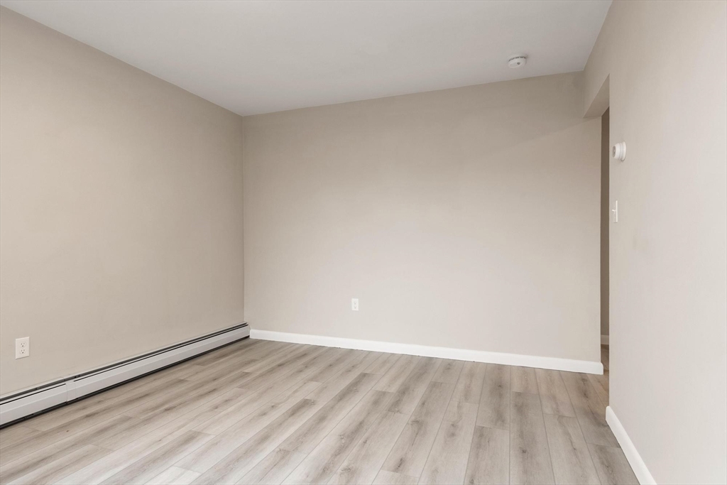 6 Norumbega Terrace # 8 Property Photo 9