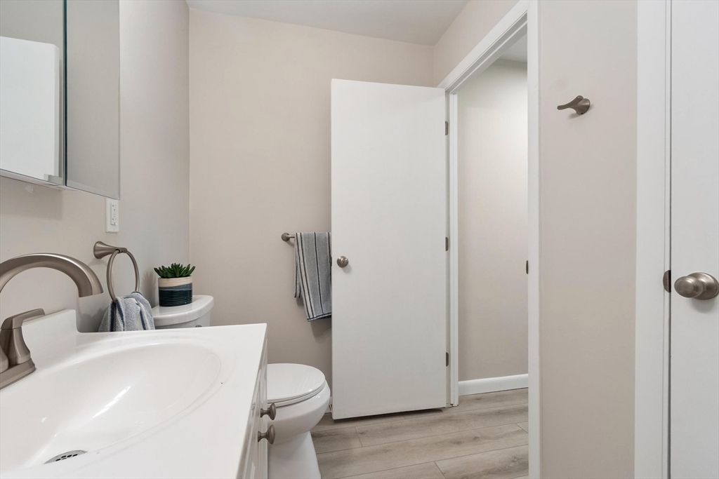 6 Norumbega Terrace # 8 Property Photo 17