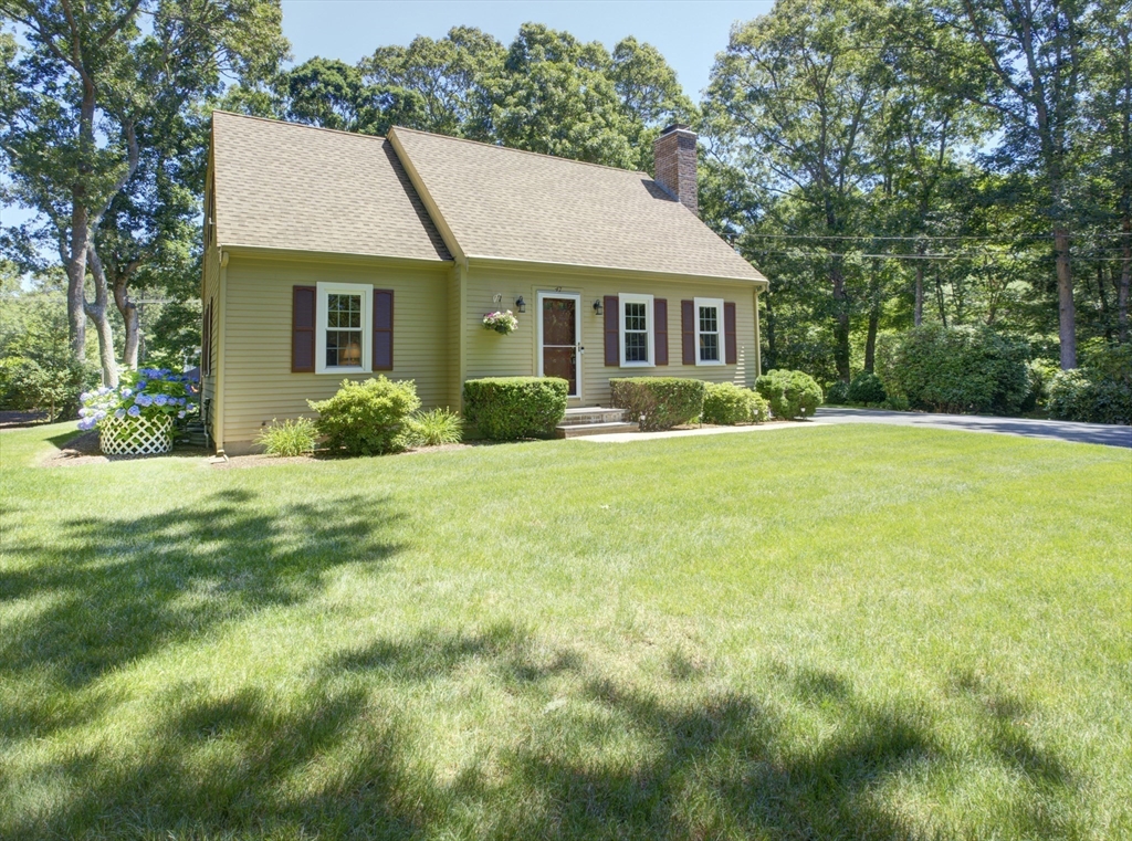 47 Simmons Rd Property Photo 1